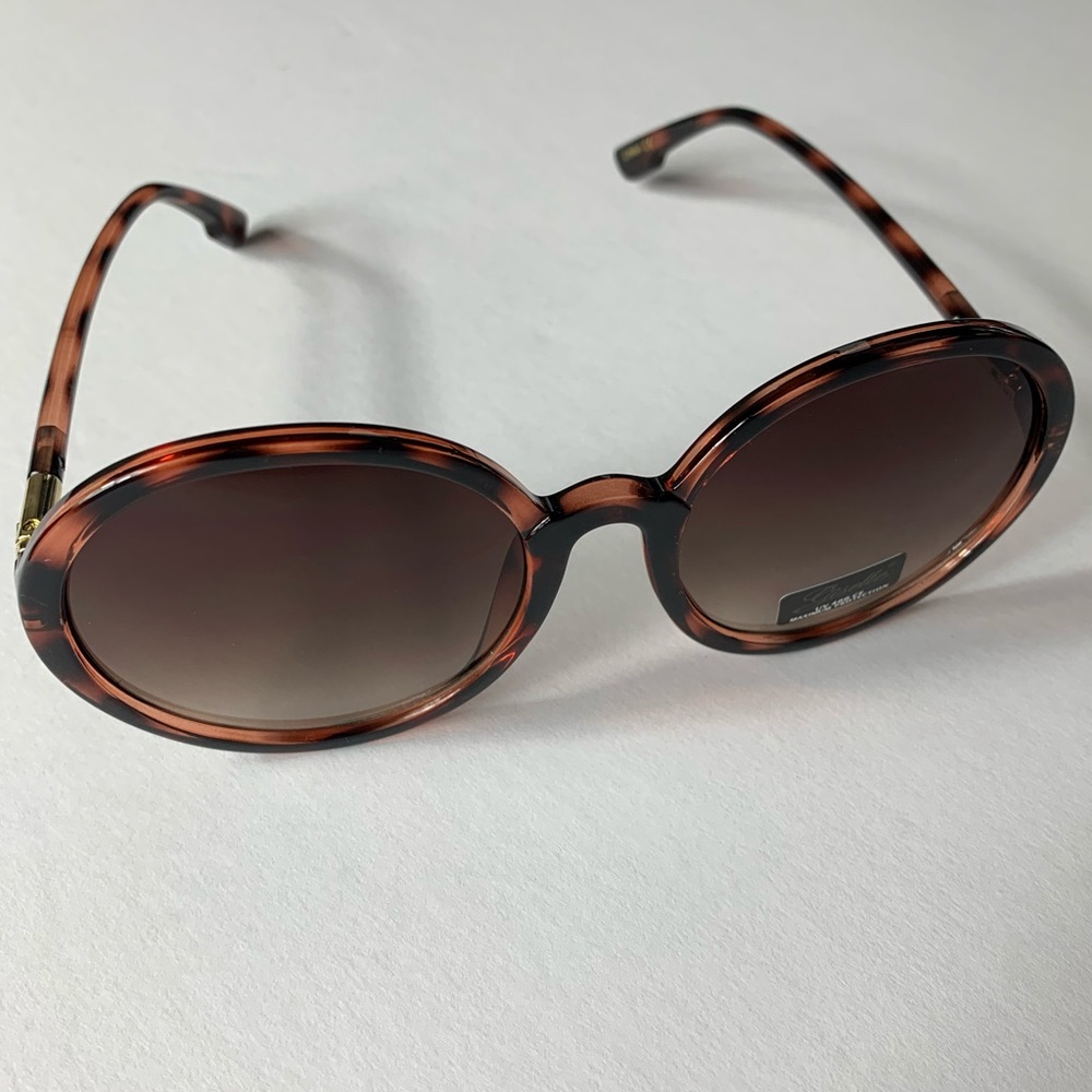Tortoise Brown Round Retro Sunnies - Picture 3 of 3